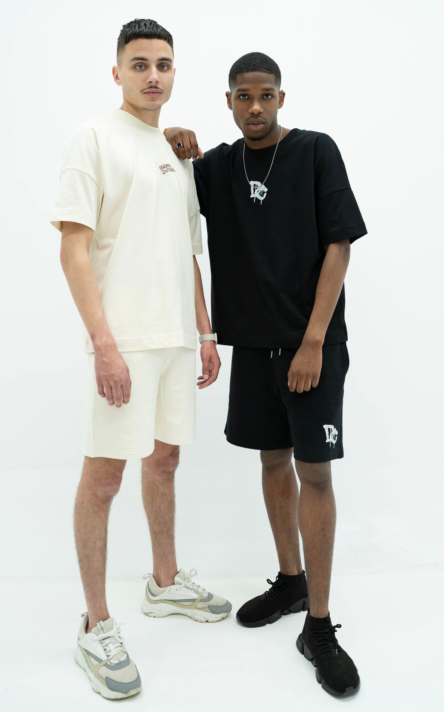 Sweatshort Naturel with Brown details